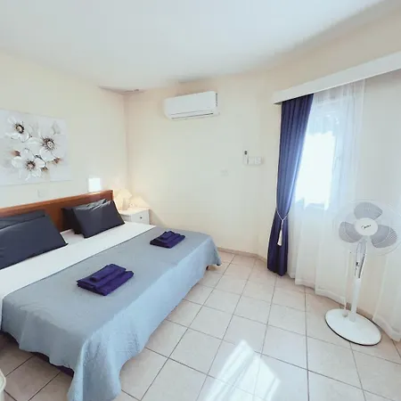 Mediterranean Breeze Apartman Ajía Nápa